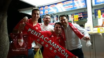 Joshermar3's profile picture. Maestro de Educación Primaria en la Escuela Pública, Licenciado en Pedagogía, Sevillista de nacimiento, amante del deporte ,..enamorado de mis niñas.