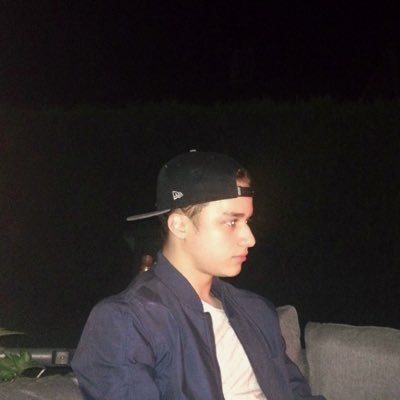 LuisTrompTS's profile picture. You can walk straight through hell with a smile.