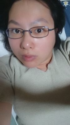 はじめまして。最近、アクセサリーづくりはじめました。ミンネで販売してます。よろしく趣味は、アニメ鑑賞やゲーム、料理や園芸など色々。