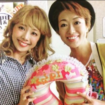 ﾟmiki ﾟ 高橋あゆみさん タカラジェンヌになりたい をみてすっごく歌が上手いなって思った人や 今は劇団四季にいはるんや すごい