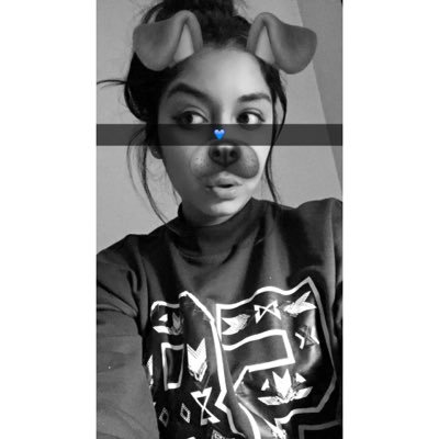 Eveeeelynnnnnnn's profile picture. If you live your life right ... you'll live forever - Sissy T.