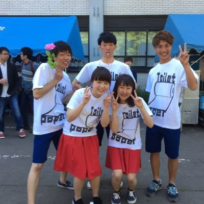 北海道大学アカペラサークルNoSeRAが誇る超実力派バンド。歌が上手い。面白い。5人中4人いい匂い。/しゅが(洋式)、ちゅん(和式)、そら(ボットン)、かつみ(和式)、たま(洋式)