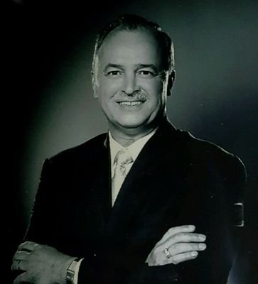 MikePI2FLYi's profile picture. 