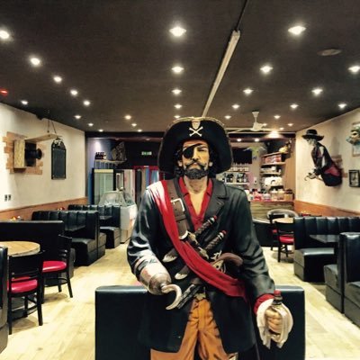 Ahoy there 'Land Lubbers' welcome to The Smugglers Den Penzance. Come rest your weary bones & enjoy a hearty meal, seafarers snack or a glass of our finest grog