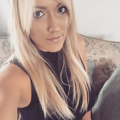 Ej_lollipOps's profile picture. 