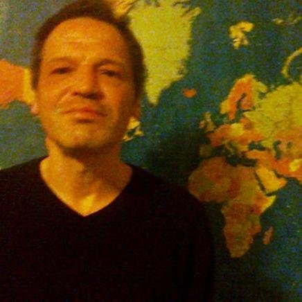 ericlemiere's profile picture. Rédacteur Graphiste, créateur de revue 
en recherche d'emploi
https://t.co/mbCGnalsfd, 
https://t.co/jg0AxMqwHh