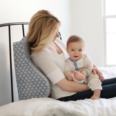 Back Buddy® is an award-winning back support pillow, designed by a Chiropractor and a nursing mother. Made in the USA.