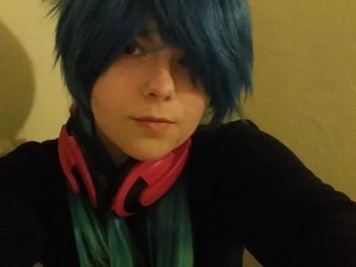 Hello! Ren told me to try this out so... Here I am!