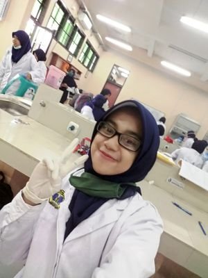 NailyNshrtn's profile picture. Susah dulu baru seneng-seneng☺ | ig : nailynshrtn | Medical Laboratory Technology