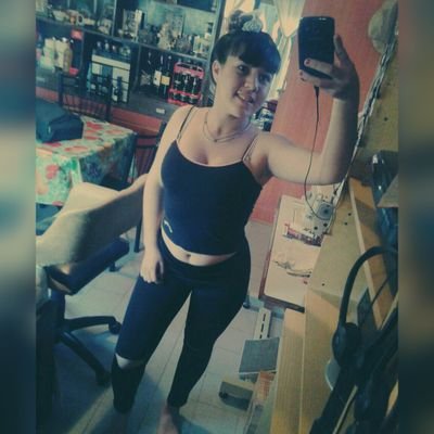 17 Años *-* Escorpiana 
Fb CaroLina GonzaLez 
Instagram : Carolinagonzalez_1998 
Boca Juniors ✌♡♡

Seguime ❤