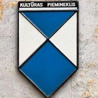 apjomīgais artis (@sharigins) 's Twitter Profile