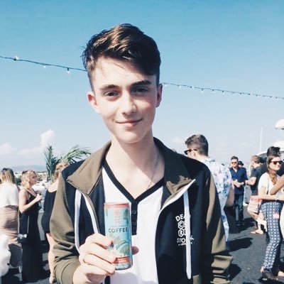 bIamegreyson's profile picture. Somewhere Over My Head