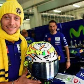 rricoester's profile picture. 