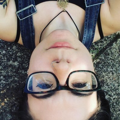 ro_drum's profile picture. garlic and tears