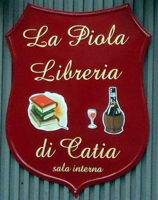 Enoteca,bar,libreria,prodotti biologici