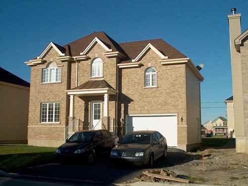 Sutton, Courtier Immobilier/Real Estate Agent