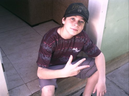 F3F3's profile picture. 