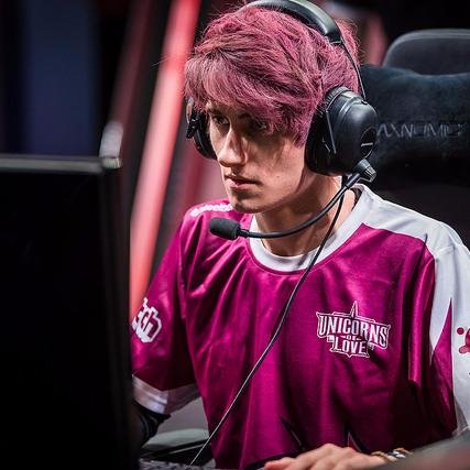 Former LEC/EULCS League of Legends Pro Player for Unicorns of Love, Excel Esports, SK Gaming Contact:Fabiexilehschubert@gmail.com