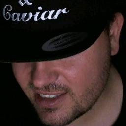 larchitecte777's profile picture. 