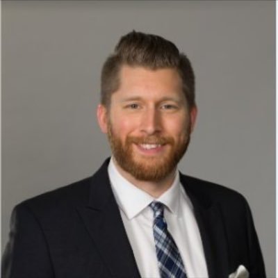 Husband, Hockey Player, Commercial Real Estate Agent. Industrial & Land Specialist with Cushman & Wakefield Focusing on the QEW Corridor (Mississauga-Hamilton).