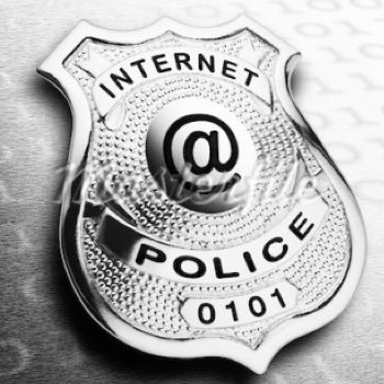 Police internet control , against fake accounts , pirating , abusive insults contre les faux comptes, le piratage , les insultes abusifs