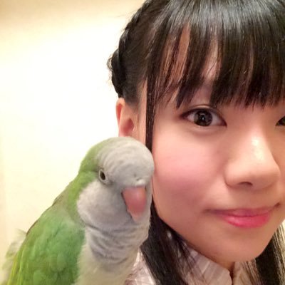 大阪府出身の声優です。とりさんラブ。 オキナインコのきなこちゃんを飼ってます。6歳2歳児の母。「WHITE ALBUM2」小木曽雪菜「ガールズ&パンツァー」玉田、フリント「グランブルーファンタジー」フェリ「FGO」オルガマリー「Another」赤沢泉美「けいおん!」平沢憂「モンハンライズ」タイプ14 紲星あかりの中の人