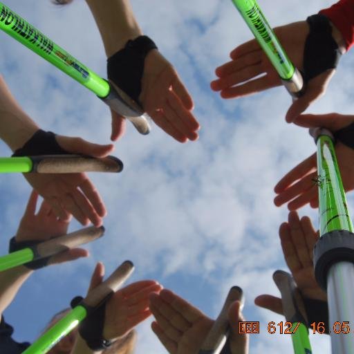 #BungyPump ❤  #bungystade 👟🏃‍♀️ #marchenordique propulsée avec des bâtons dynamiques👇👩‍💻 
 https://t.co/eHgwWfwqxo