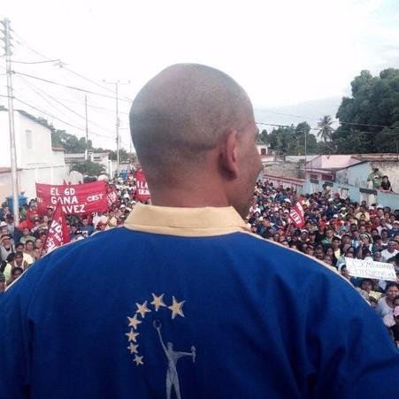 Delegado a los tres Congresos del PSUV (2008,2010,2014) Defensor de los derechos de la mujer. Padre de Valentina, Paula Camila y Santiago.