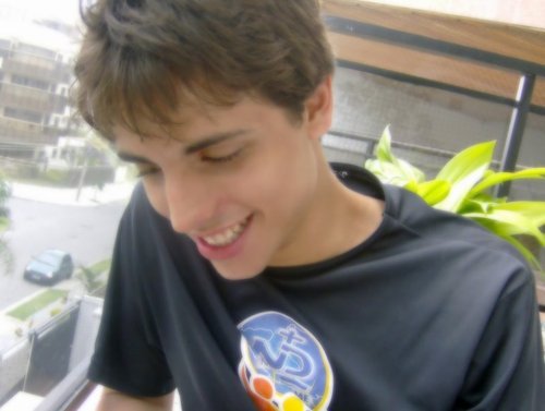jvitormarinho's profile picture. o melhor da vida não tem preço..