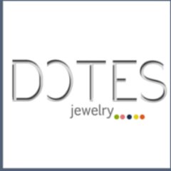 Las joyas que te visten con colores. Joyería de diseño, realizada con gemas semipreciosas. Piezas únicas, exclusivas. Shop online