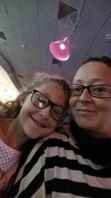 inkyjenie's profile picture. crazy about crafting