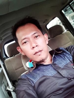 2bbf97d7f9c5449's profile picture. life is never flat