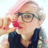 Petit Pois Rose (@100x100magenta) 's Twitter Profile