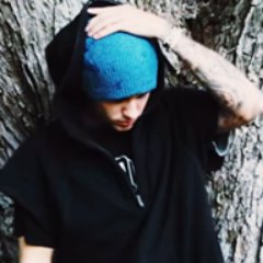 Nicola,Justin son mi vida, ℬℯℓιℯℬℯr si no te gusta no es mi problema. Hailey is life. Apoyando a las Cobras desde Colombia.
