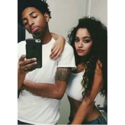 valeriiaec's profile picture. 