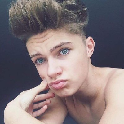 harveycantwel14's profile picture. fuck love