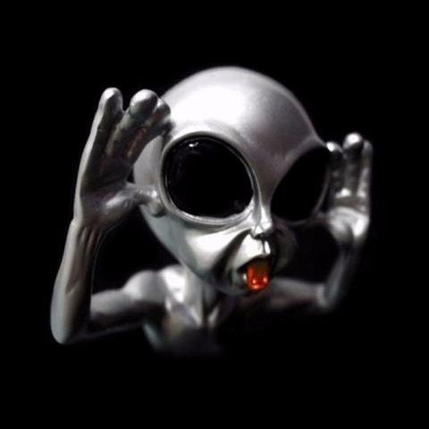 FrankLee227's profile picture. 