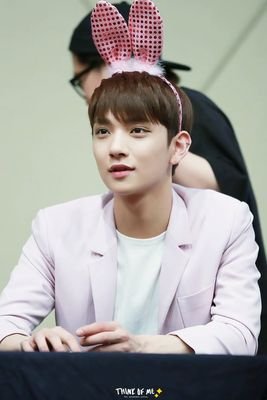 svtimagines_'s profile picture. idk bro, I've fallen for Hong Jisoo