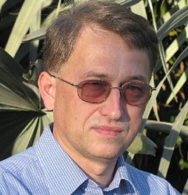 Rendkívül érdekel az élet, a vonzás törvénye, a pozitív gondolkodás, spiritualitás.
Angol Twitter oldalam: @Prosperitylink