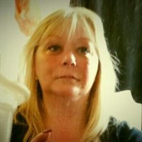 Anji Henderson (@anjihtrb) Twitter profile photo