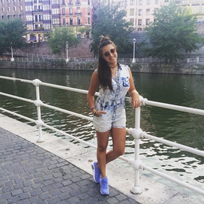 JuliaTobar7's profile picture. Avis Siempre 4.22.26 || Gran amante de los animales, y enamorada de Noruega❄| FN | Artista de futuro desconocido ||