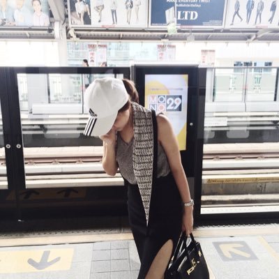 PimzVata's profile picture. ♡ig:pimzvata|∞☻ |USA|