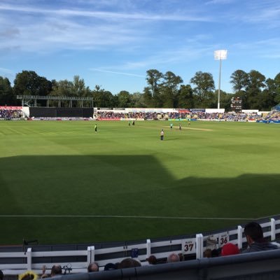 ultimate-cricket coaching run by England cricketer Simon Jones