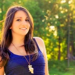 Annadalessio10's profile picture. 