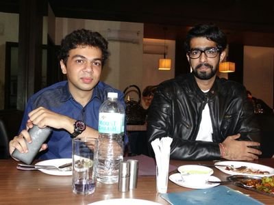 nikhilvazirani6's profile picture. 25, Springdalian, Amitian, Tech & Auto Freak, Proud to be a Virgo..