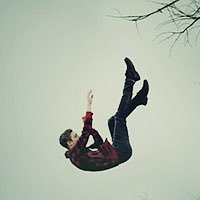 llaliving's profile picture. be happy & breathe fresh air