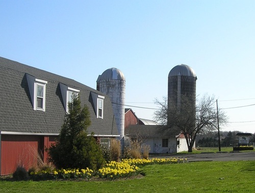 The Wagner Farm Arboretum Foundation is a non-profit fund raising organization supporting a suburban conservancy and learning center on the former Wagner Farm.