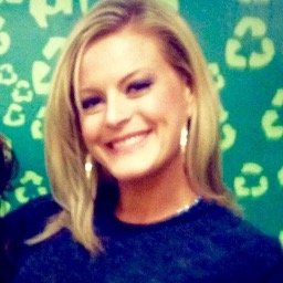 Mrsjoeharper's profile picture. I am a full-blown conservative blogger and darn proud of it.  Save the hate cause it only pushes me further towards my positions.  Thoughtful conversations only