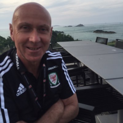 Pennaeth Cyfathrebu CBDC. Head of Public Relations @FAWales