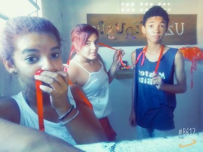 Uz_Intrusos's profile picture. *-* Escrevam-se No Canal Do YouTube
Sigam Aqui, Seguimos Todos De Volta ❤